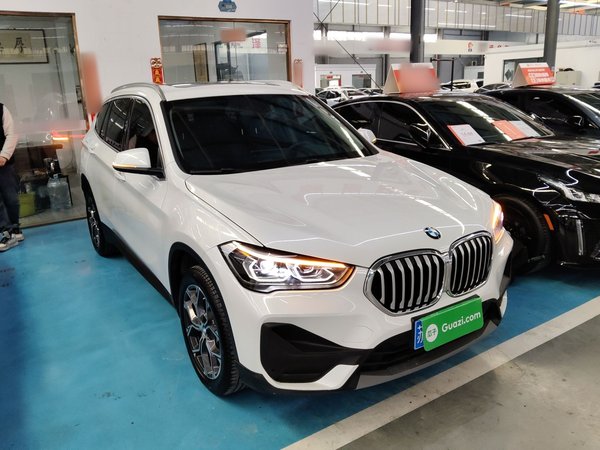 BMW X1 2022, 40500 км, за 21726 USD