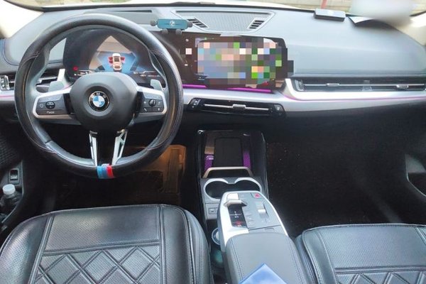BMW X1 2023, 17700 км, за 23852 USD