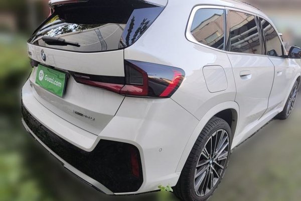 BMW X1 2023, 17700 км, за 23852 USD - фото 1