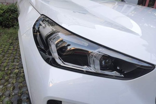 BMW X1 2023, 17700 км, за 23852 USD