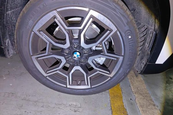 BMW X1 2025, за 9999999 USD - фото 8