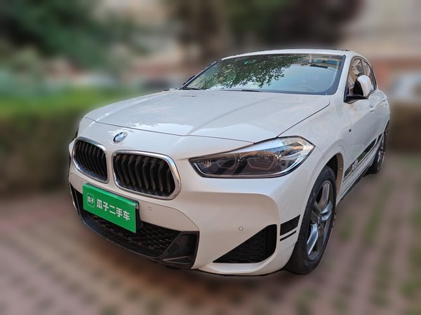 BMW X2 · 2021 год