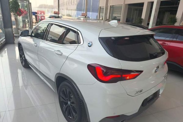 BMW X2 2023, 53600 км, за 19473 USD