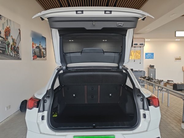 BMW X2 2024, 3000 км, за 29371 USD