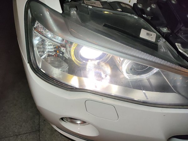BMW X3 2014, 97400 км, за 8313 USD - фото 13