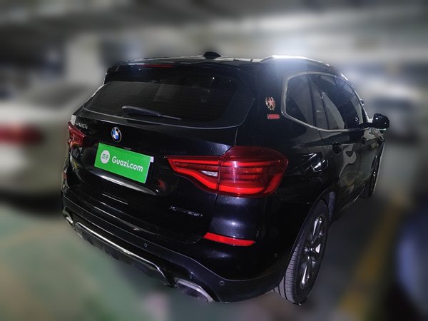 BMW X3 · 2018 год