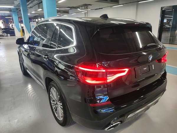 BMW X3 2018, 99400 км, за 22419 USD