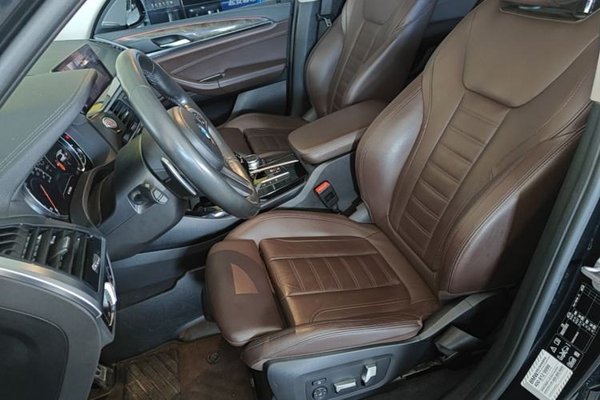 BMW X3 2019, 112200 км, за 21806 USD