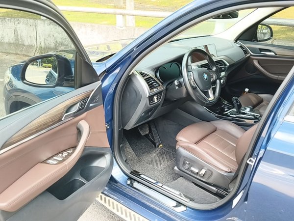 BMW X3 2019, 136300 км, за 19754 USD - фото 19