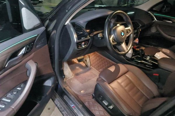 BMW X3 2021, 52200 км, за 26603 USD - фото 17