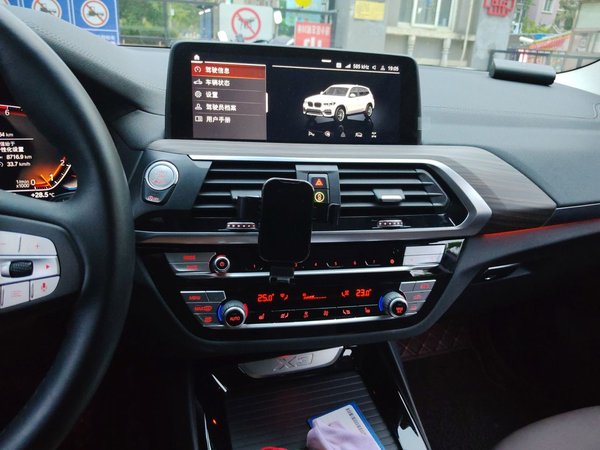 BMW X3 2021, 8700 км, за 31500 USD