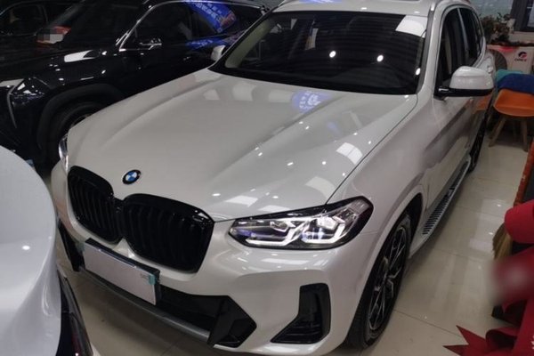 BMW X3 2022, 56600 км, за 32328 USD