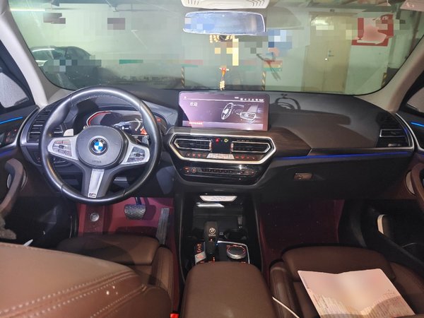 BMW E3 2023, 46100 км, за 41199 USD