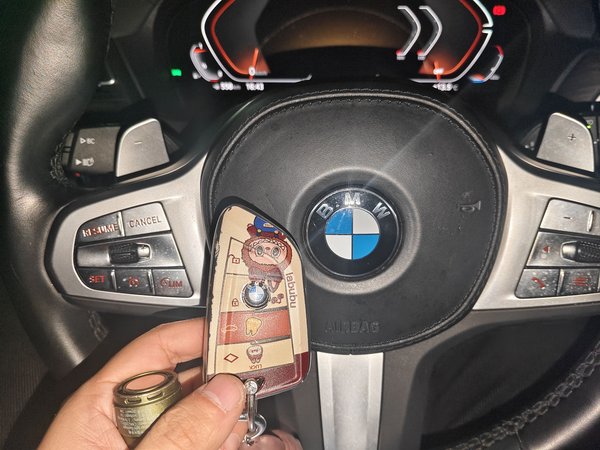 BMW E3 2023, 46100 км, за 41199 USD