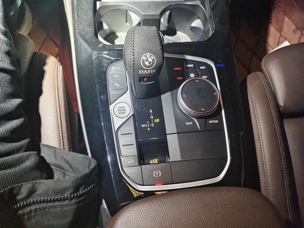 BMW E3 2023, 46100 км, за 41199 USD - фото 15