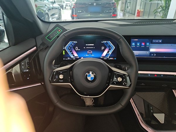 BMW X3 2025, 12900 км, за 41069 USD - фото 19
