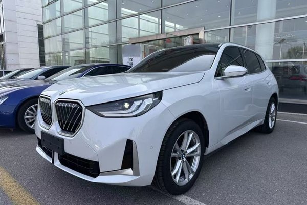 BMW X3 · 2025 год
