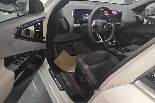 BMW X3 2025, 7400 км, за 41521 USD - фото 18
