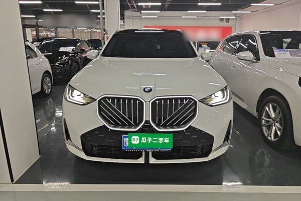 BMW X3 2025, 7400 км, за 41521 USD