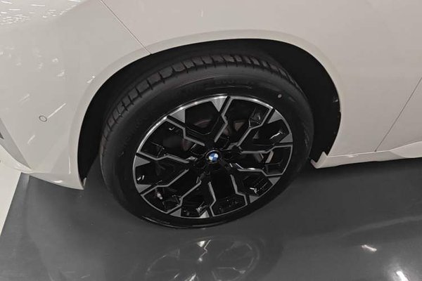 BMW X3 2025, 7400 км, за 41521 USD - фото 10
