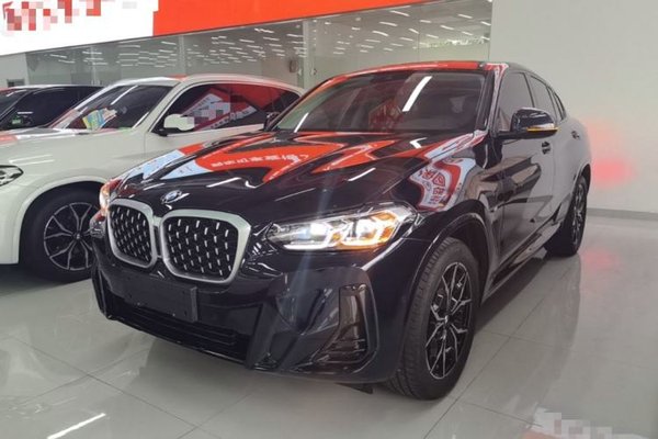 BMW X4 · 2022 год