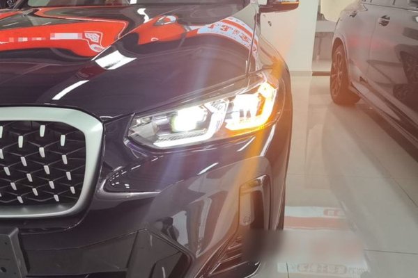 BMW X4 2022, 17700 км, за 38819 USD - фото 9
