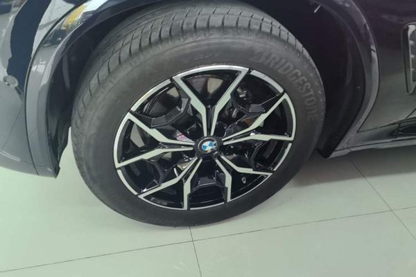 BMW X4 2022, 17700 км, за 38819 USD - фото 8
