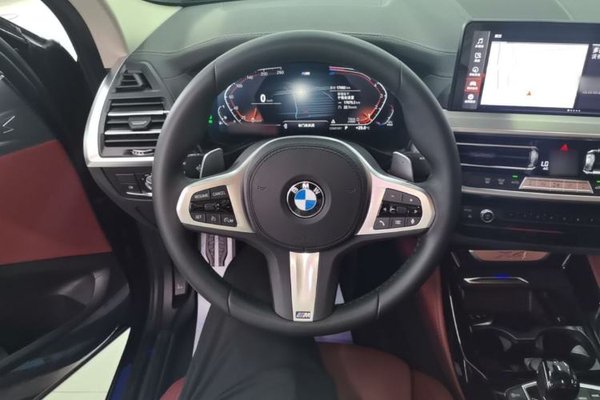 BMW X4 2022, 17700 км, за 38819 USD - фото 14