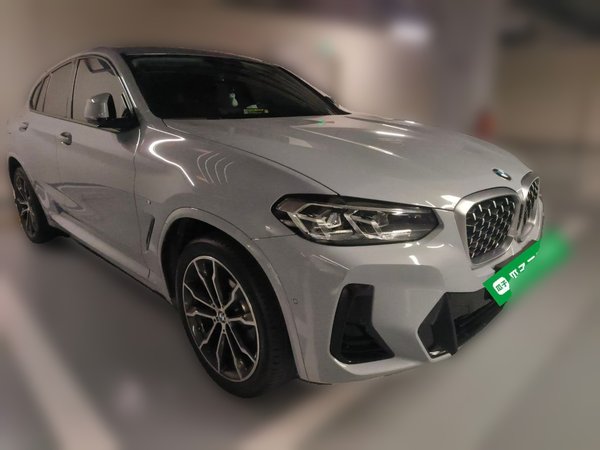 BMW X4 2022, 23800 км, за 41817 USD