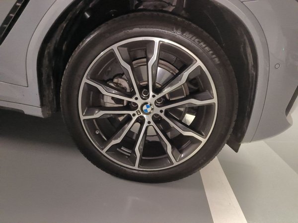 BMW X4 2022, 23800 км, за 41817 USD - фото 8