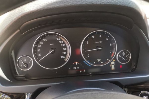 BMW X5 2015, 171200 км, за 16194 USD - фото 10