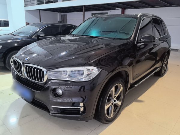 BMW X5 · 2018 год