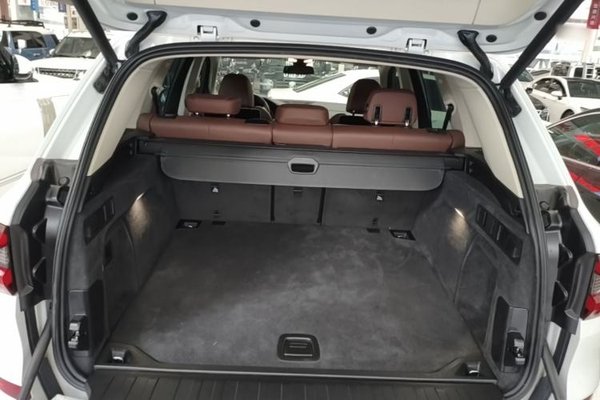 BMW X5 2019, 174000 км, за 41107 USD