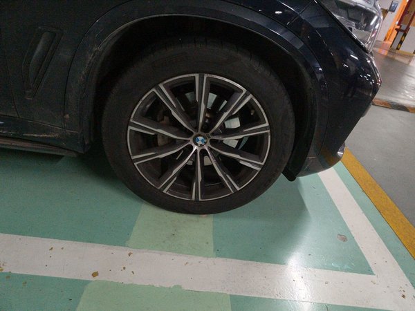 BMW X5 2021, 69500 км, за 46939 USD - фото 8