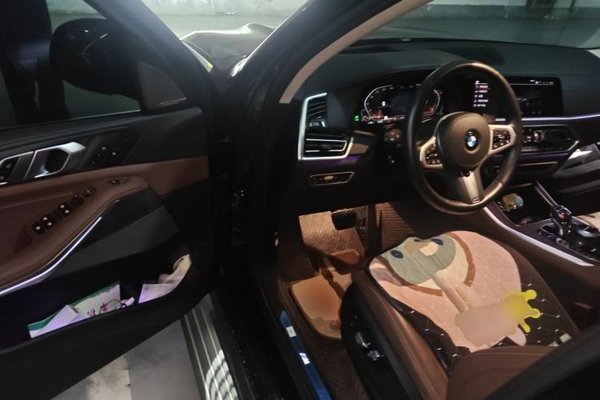BMW X5 2021, 9900 км, за 57215 USD - фото 16