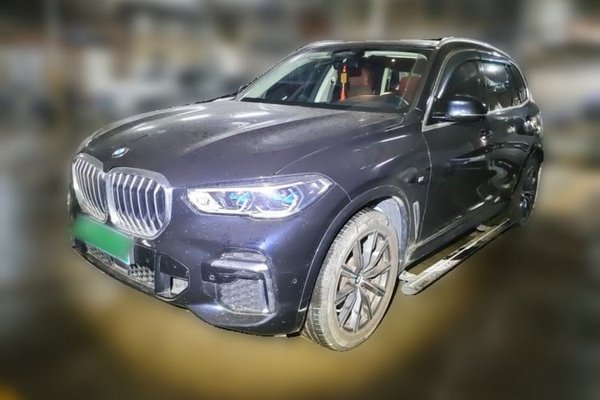 BMW X5 · 2022 год