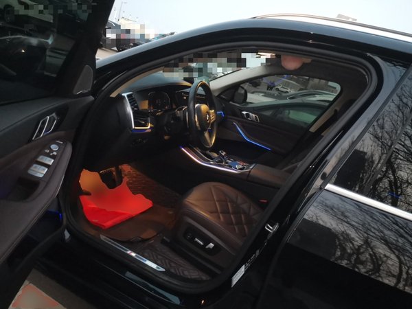 BMW X5 2022, 36100 км, за 65444 USD - фото 12