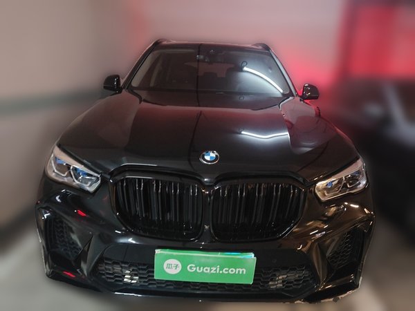 BMW X5 2022, 44800 км, за 54428 USD