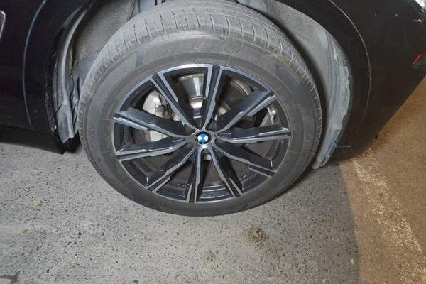 BMW X5 2022, 52700 км, за 61232 USD