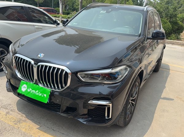 BMW X5 · 2022 год