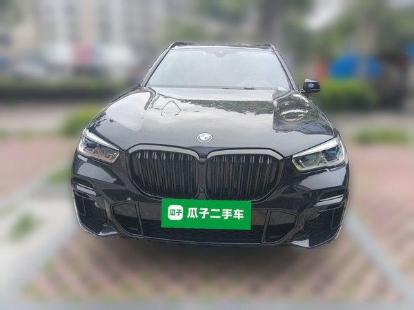 BMW X5 2022, 28900 км, за 71213 USD