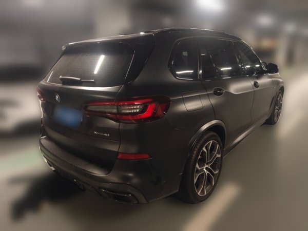 BMW X5 2022, 54900 км, за 77461 USD