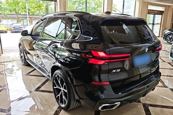 BMW X5 2023, 33900 км, за 66795 USD - фото 10