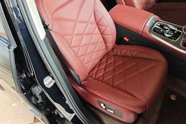 BMW X5 2023, 33900 км, за 66795 USD