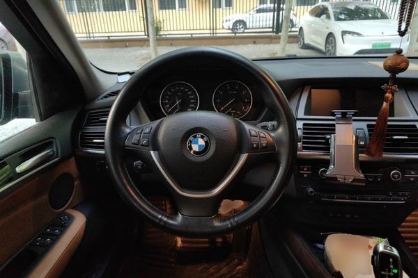 BMW X5 2008, 189500 км, за 15271 USD - фото 13