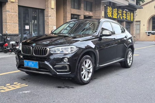 BMW X6 · 2017 год