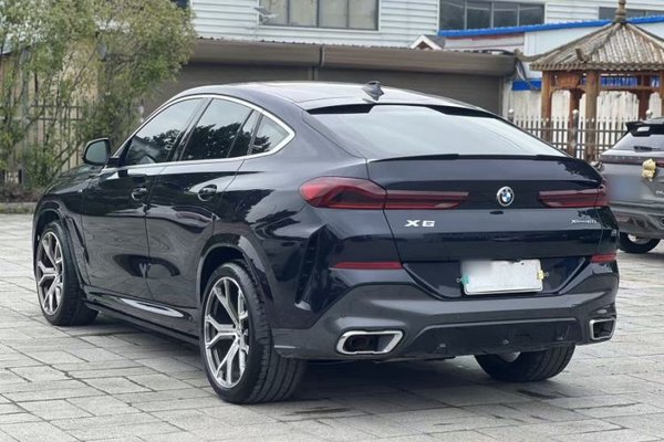 BMW X6 2020, 101400 км, за 42333 USD