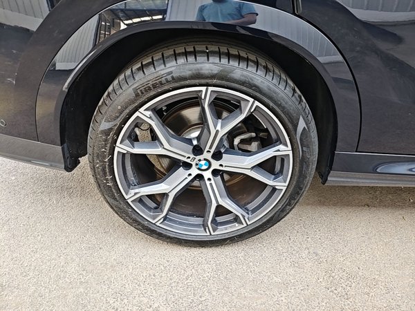 BMW X6 2023, 11500 км, за 81875 USD - фото 10