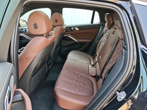 BMW X6 2023, 11500 км, за 81875 USD - фото 20