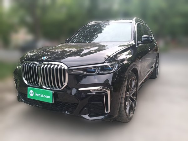 BMW X7 · 2020 год